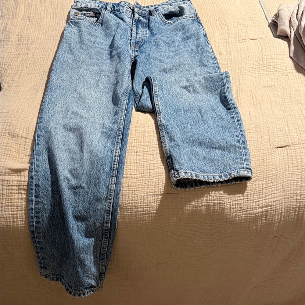 Zara Relaxed Fit Blue Jeans